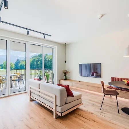 Hajdi With Sauna & Garage