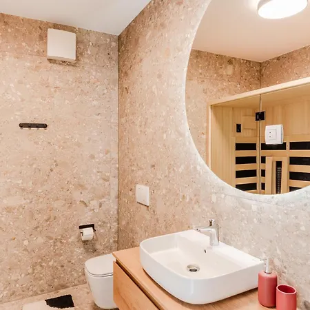 Hajdi With Sauna & Garage *