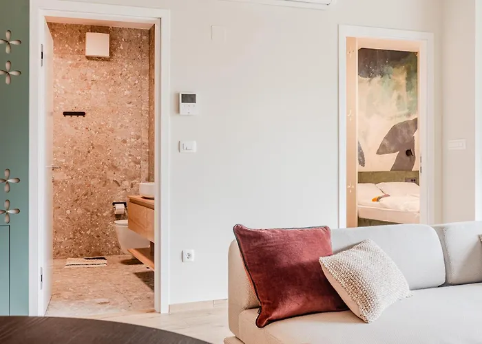 Hajdi With Sauna & Garage דירה *